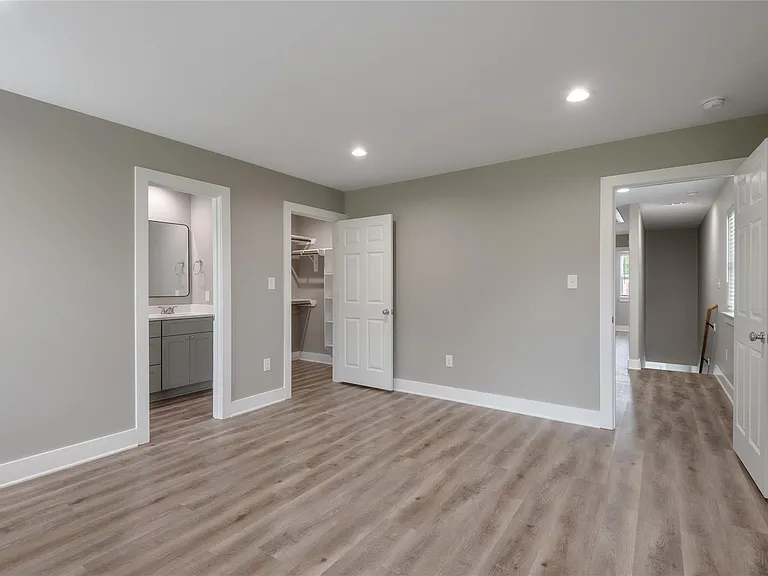 140 N Shady Oaks Dr — Photo 15