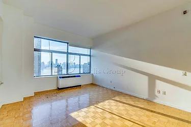 Rented by Bouklis Group