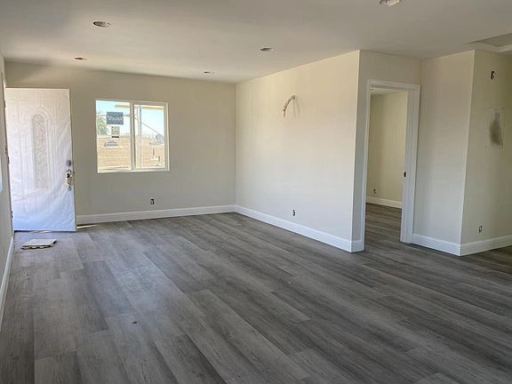 2nd image of 3344 Eckhart Ave