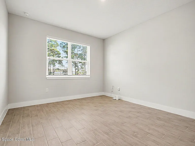 414 Caribbean St SE — Photo 18