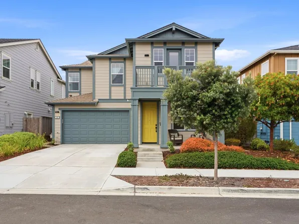 270 10th St, Marina, CA 93933