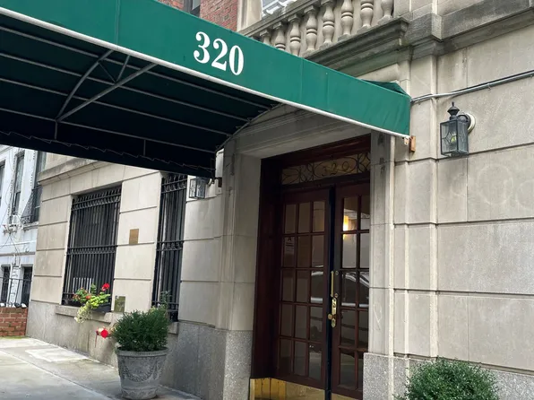 320 West 89th Street image 1 of 2