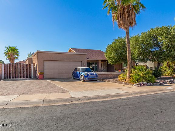 5th image of 315 E MOORE Avenue