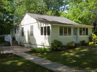 47 Goshen Rd, Waterford, CT 06385