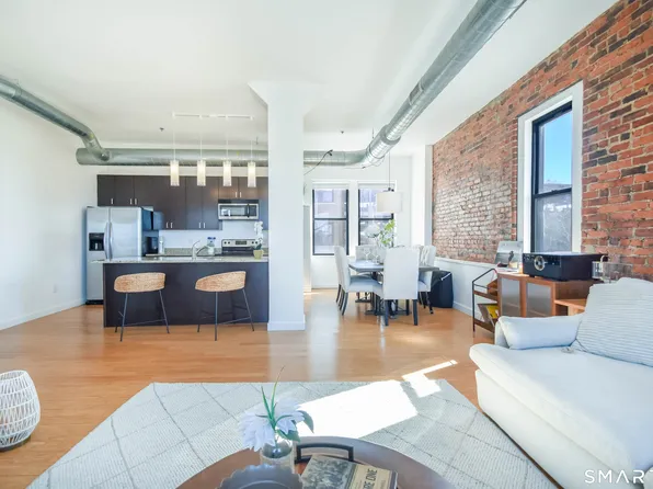 881 Lafayette Boulevard #3M, Bridgeport, CT 06604