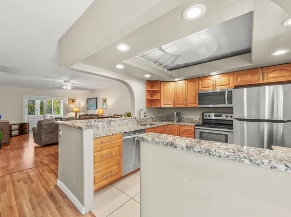 2615 NE 1st Court #203, Boynton Beach, FL 33435