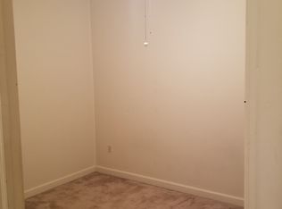 21 1/2 W Nelson St APT 1, Lexington, VA 24450