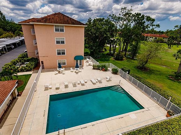 2nd image of 481 Quail Forest Blvd APT B109