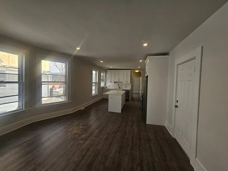 2949 Fairfield Ave #2 — Photo 11