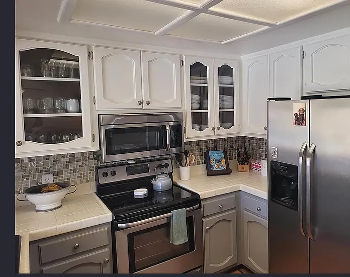 3 bed, 1317 sqft, $2,200 — Photo 3
