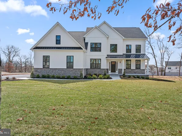 405 Wartman Rd, Collegeville, PA 19426