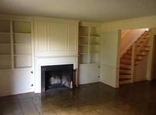 1 Reservoir Ridge Rd, Charlottesville, VA 22901