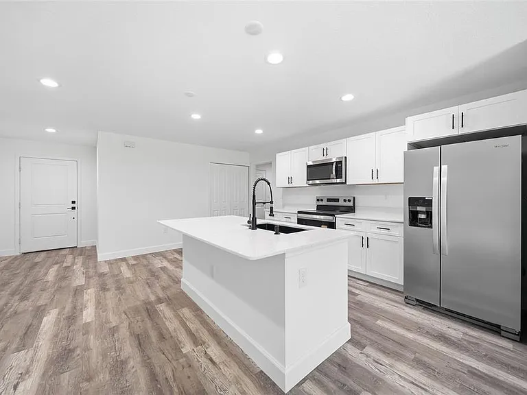 17180 Drayton Ln — Photo 7