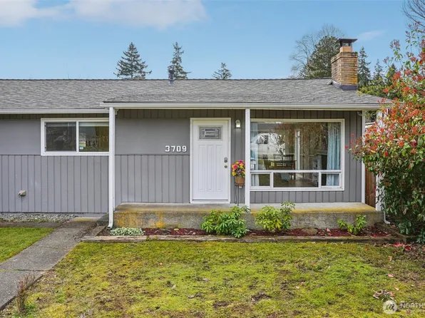 3709 NE 9th Court, Renton, WA 98056