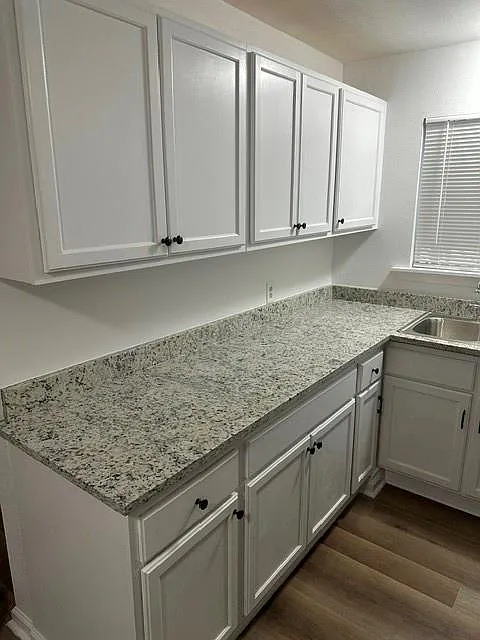 1 bed, 1.0 bath, 650 sqft, $885 — Photo 4