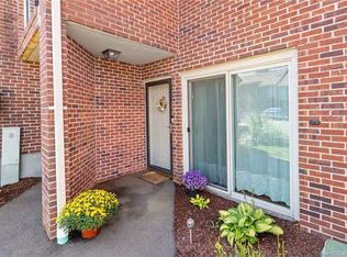 279 Redstone Hill Rd APT 45, Bristol, CT 06010