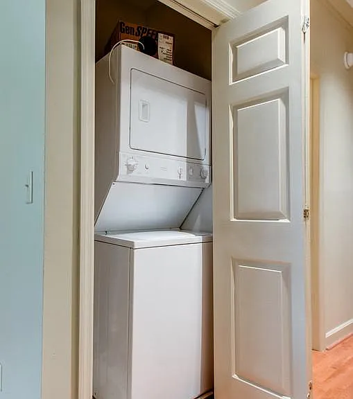 2110 Portland Ave #201 — Photo 21