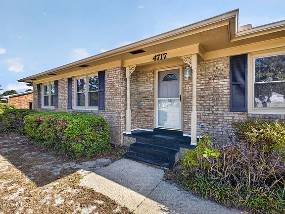 2nd image of 4717 Carya Drive