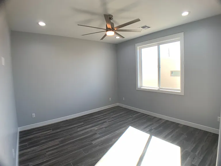 3050 Palisades Dr — Photo 16
