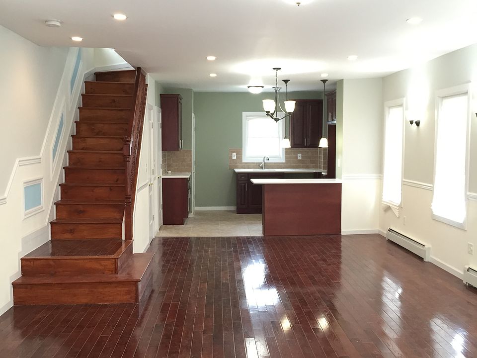 1st image of 216-23 133rd St