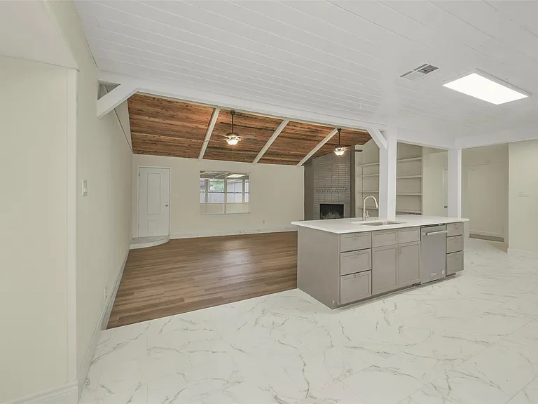 23122 Whispering Willow Dr — Photo 12