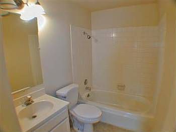 3rd image of 2401 N St NE