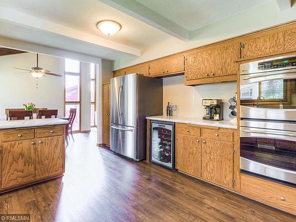 3rd image of 3300 Skyview Dr