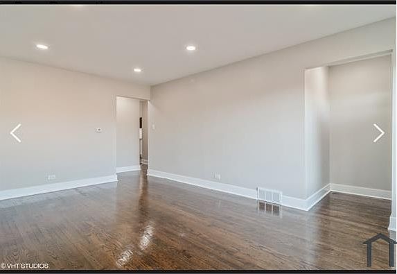 2nd image of 8916 S Essex Ave