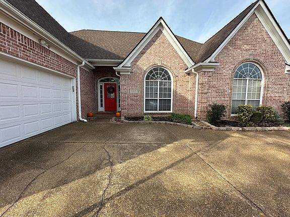 2nd image of 1317 Rain Hollow Cir W