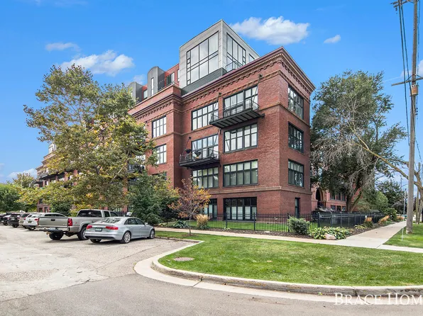600 Broadway Ave NW APT 425, Grand Rapids, MI 49504