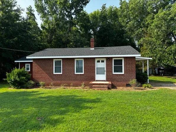 6115 Stagecoach Rd, Rocky Mount, NC 27822
