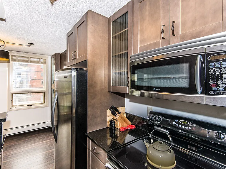 733 14th Ave SW #505 — Photo 3