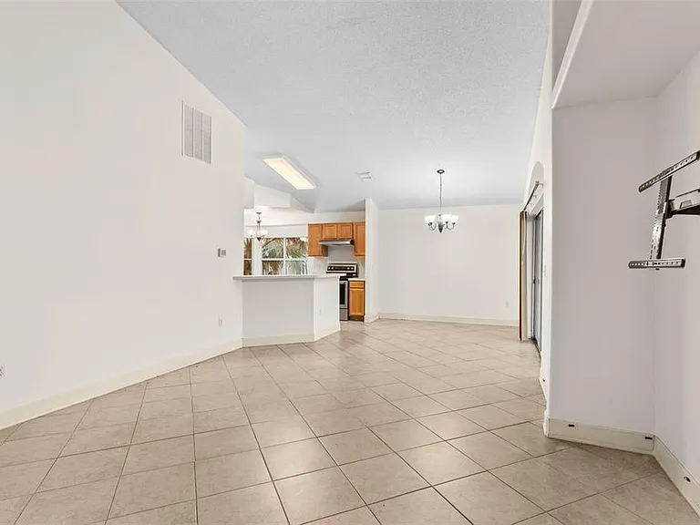 212 Bent Oak Loop — Photo 6