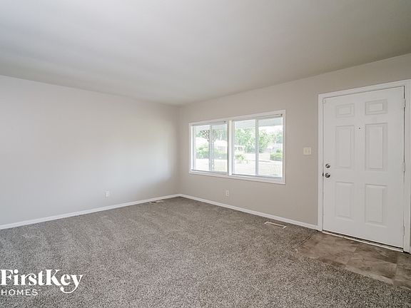 4th image of 4315 Standish Dr