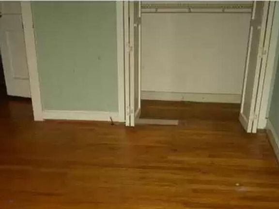 3rd image of 2208 Forest Lake Dr