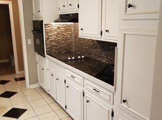 5332 Castlewood Cir, Jackson, MS 39212