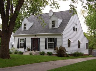 2803 47th St, Des Moines, IA 50310