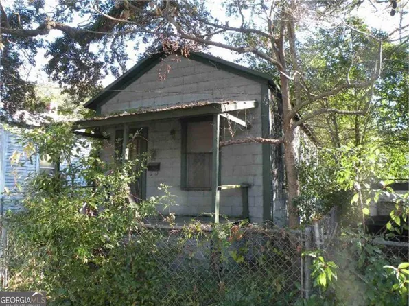 1906 Wolfe St, Brunswick, GA 31520
