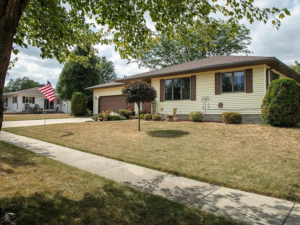 2304 W Bremer Ave, Waverly, IA 50677 Zillow