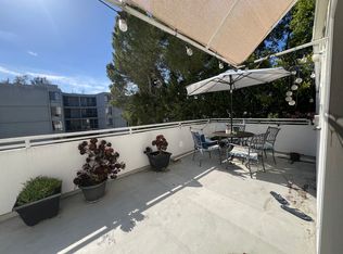 650 Kelton Ave APT 301, Los Angeles, CA 90024