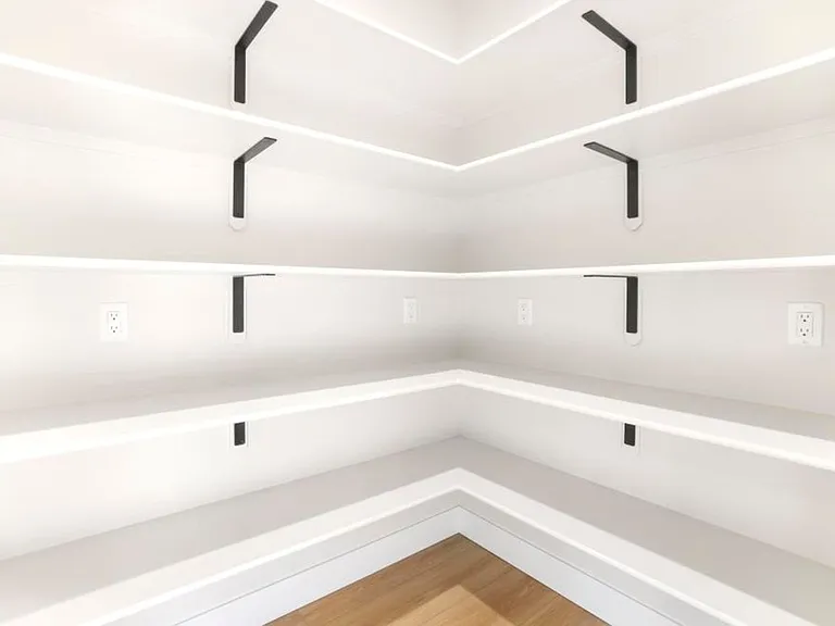 541 Canyon Falls Dr — Photo 17