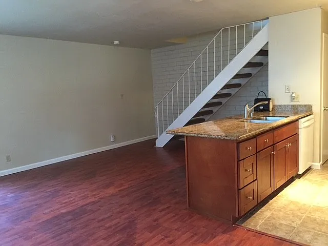 2170 Arroyo Ct #2 — Photo 4