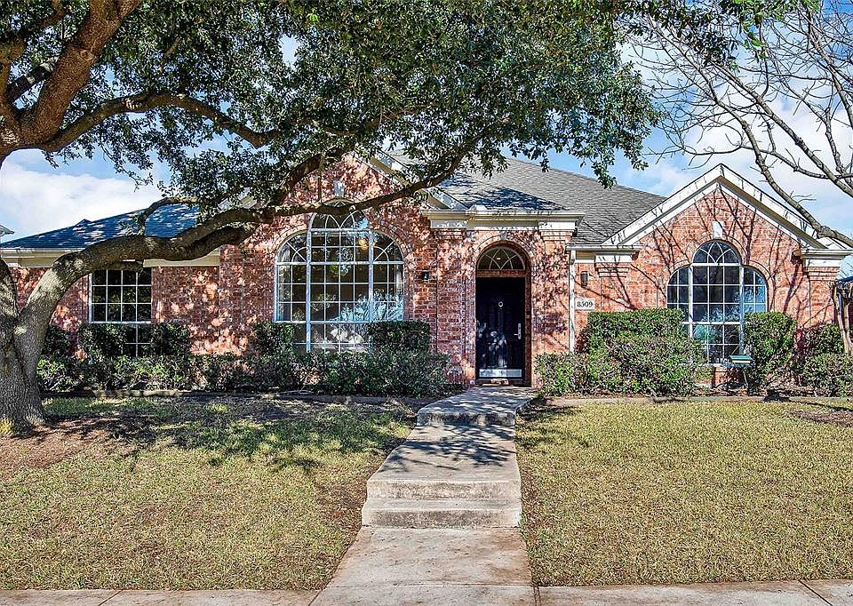 1st image of 8509 Valley Falls Dr