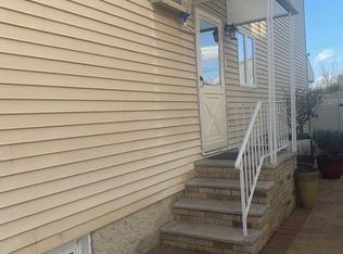 41 Serrell Ave, Staten Island, NY 10312