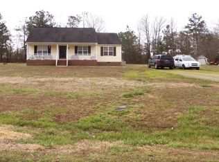 171 Mustang Ln, Zebulon, NC 27597