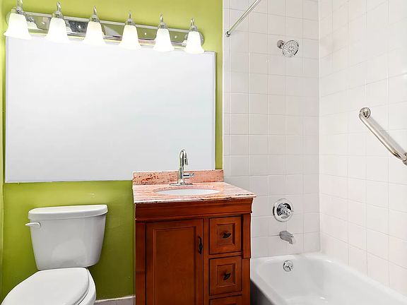 4th image of 1901 Madison Ave APT 404