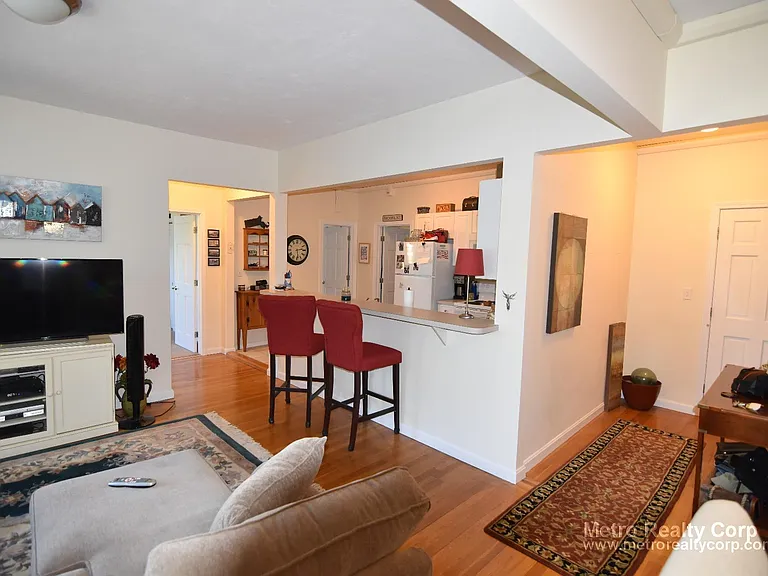 1405 Beacon St #5 — Photo 11