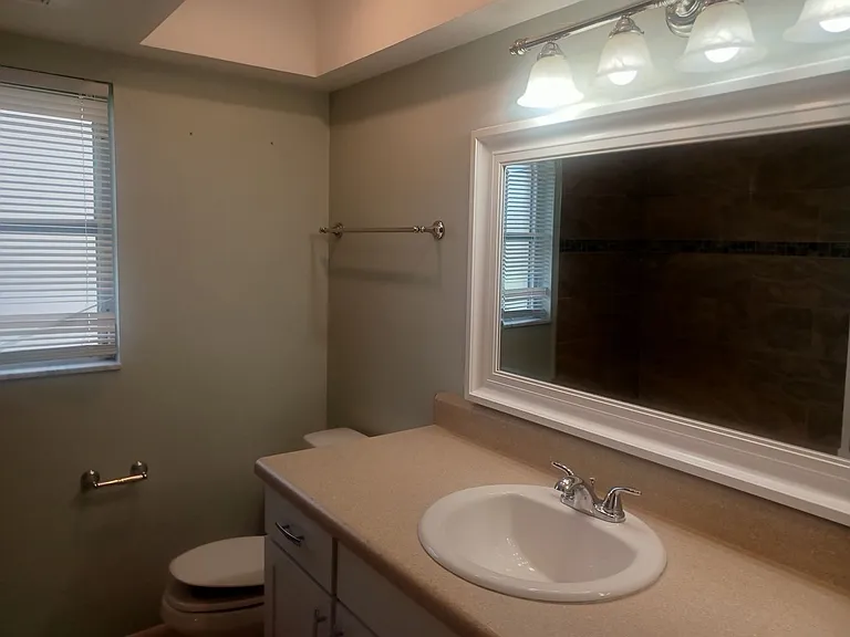 3727 Palm Tree Blvd — Photo 10