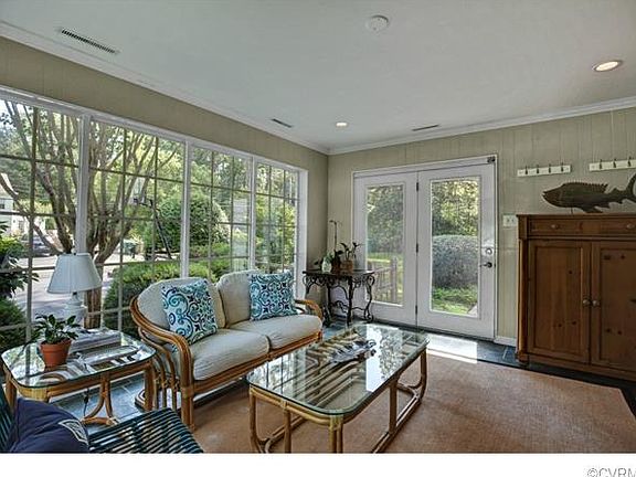 4th image of 217 El Dorado Dr