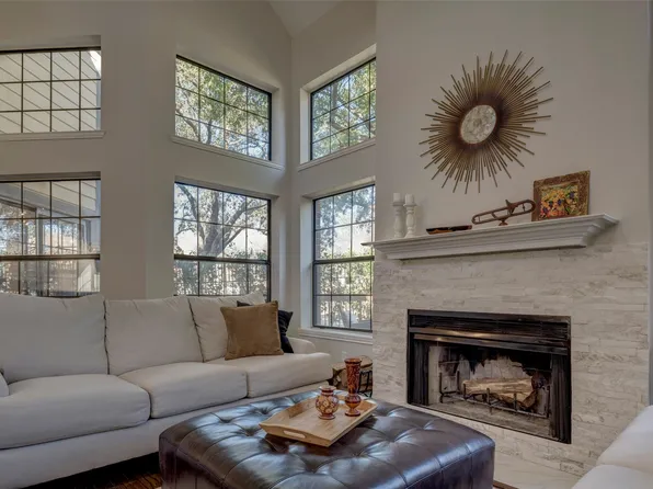 422 Santa Fe Trl APT 13, Irving, TX 75063